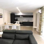 Matte - Leonardo Accademy - Maggiore - Mxp Апартаменты *