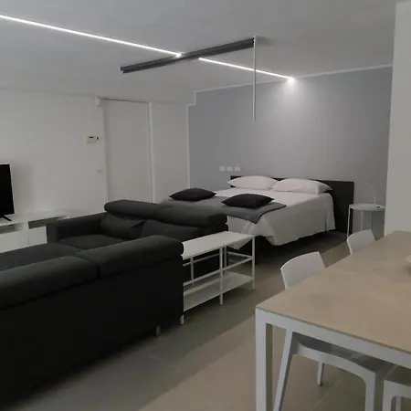 Apartment Matte - Leonardo Accademy - Maggiore - Mxp *