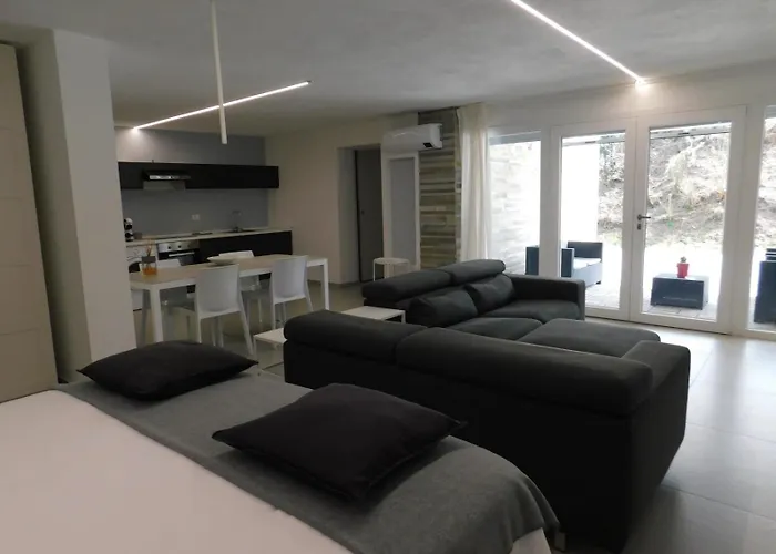 Apartment Matte - Leonardo Accademy - Maggiore - Mxp Golasecca